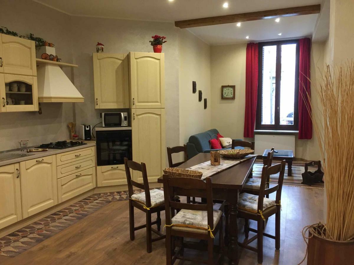 Lovely Apartments Barra Di Ferro Centro Storico 쿠네오 외부 사진